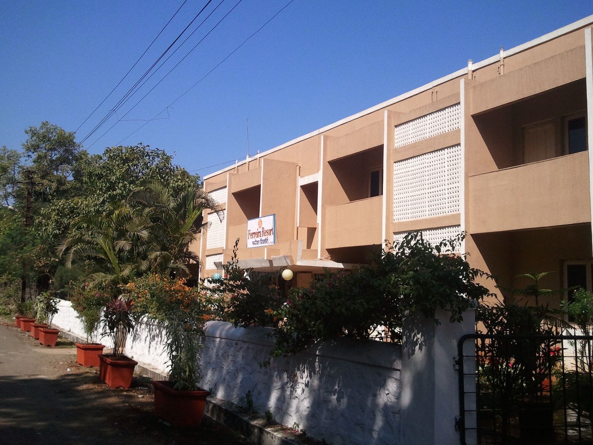 Hotel Ferreira Resort Lonavala Kültér fotó